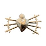 CORAZON 7 PUÑALES
